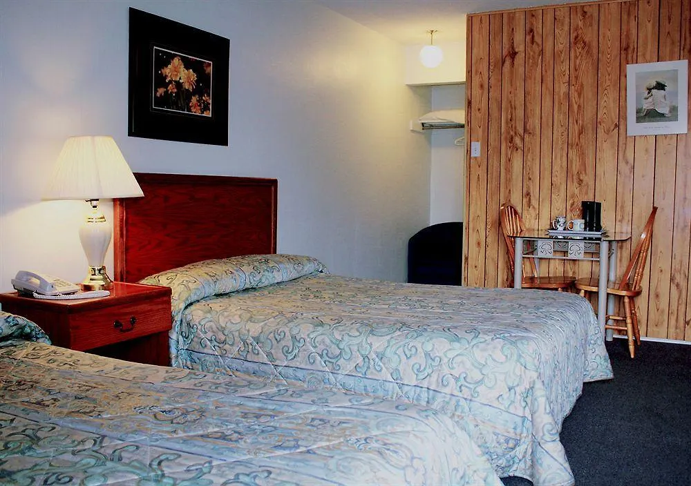 Lake City Motel Dartmouth 2*,